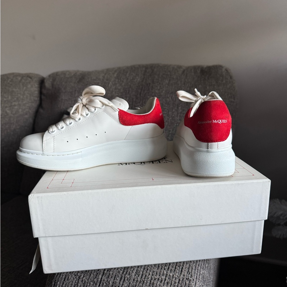 Alexander McQueen Women's Sneakers in White and Red